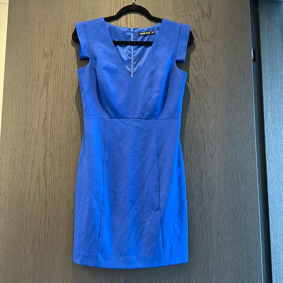 Black halo dress - Picture 1 of 3